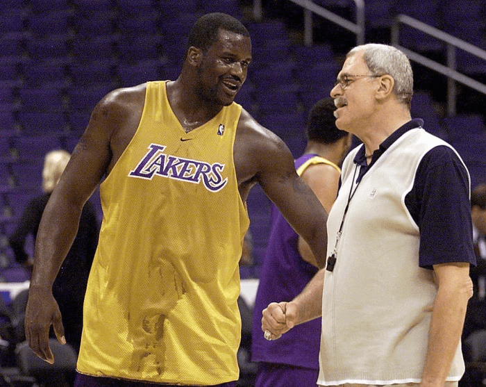 管理层可能 管理层可能