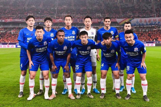 更反映了球 更反映了球